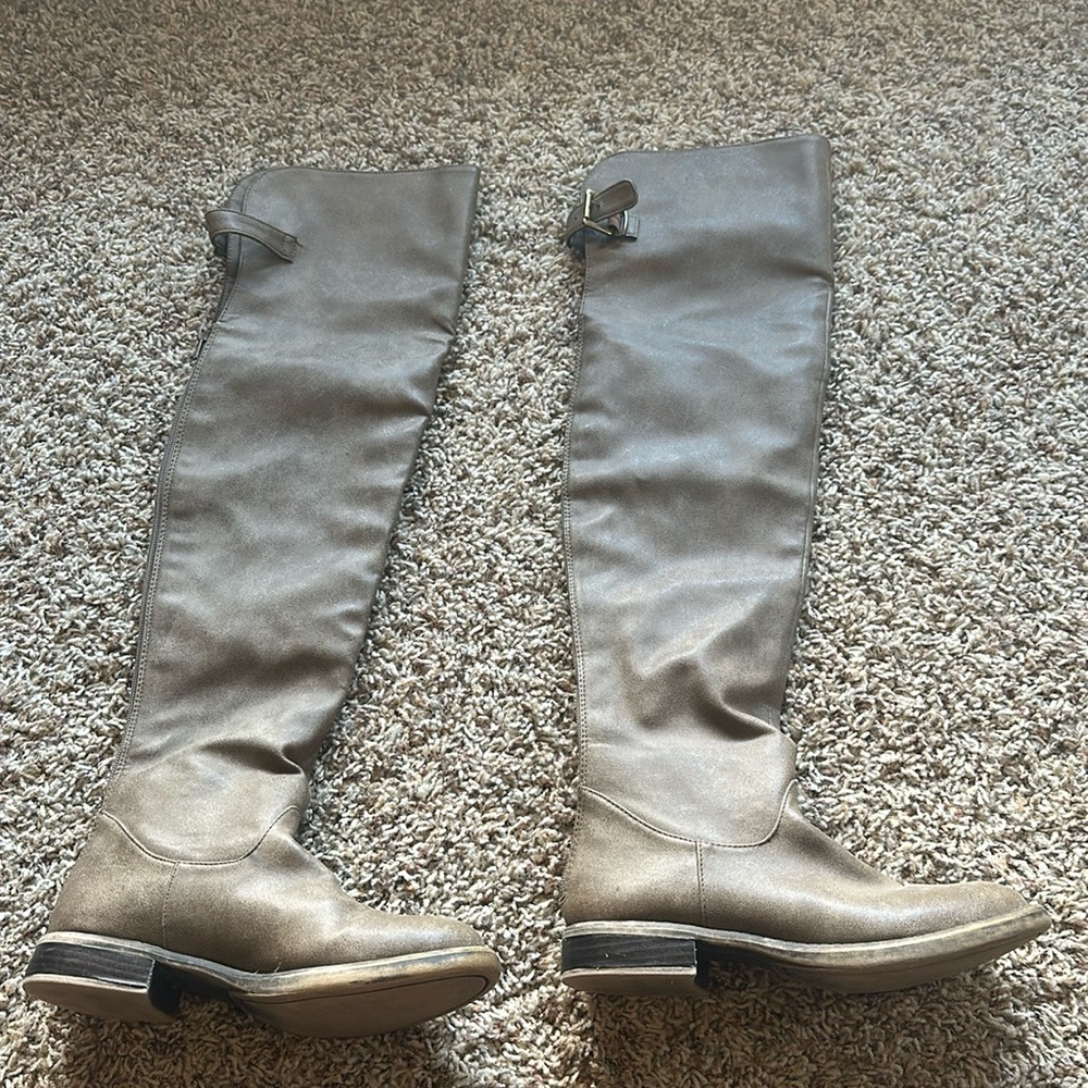 Over the knee boots